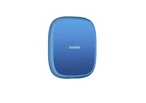 Sandisk Extreme Portable USB 3.2 SSD 2T (Authentic) (Category: Hard Disks & Thumbdrives) located in Manila. Submitted by april_sixteen (Listing ID 1463185812, Image 2). Description: - Blue SanDisk Portable SSD - Expand storage for iPhone 16, 17, iPad (Type-C), Android, Chromebook - Perfect for on-the-go extra storage - Compact and easy to carry.