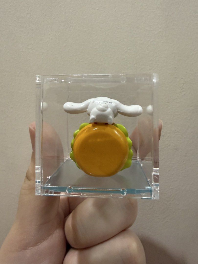 Sanrio Cinnamoroll Burger Mini Figure Display Case (Category: Designer & Blind Box Toys) located in Manila. Submitted by pearlprincess3000 (Listing ID 1463151099, Image 3). Description: .