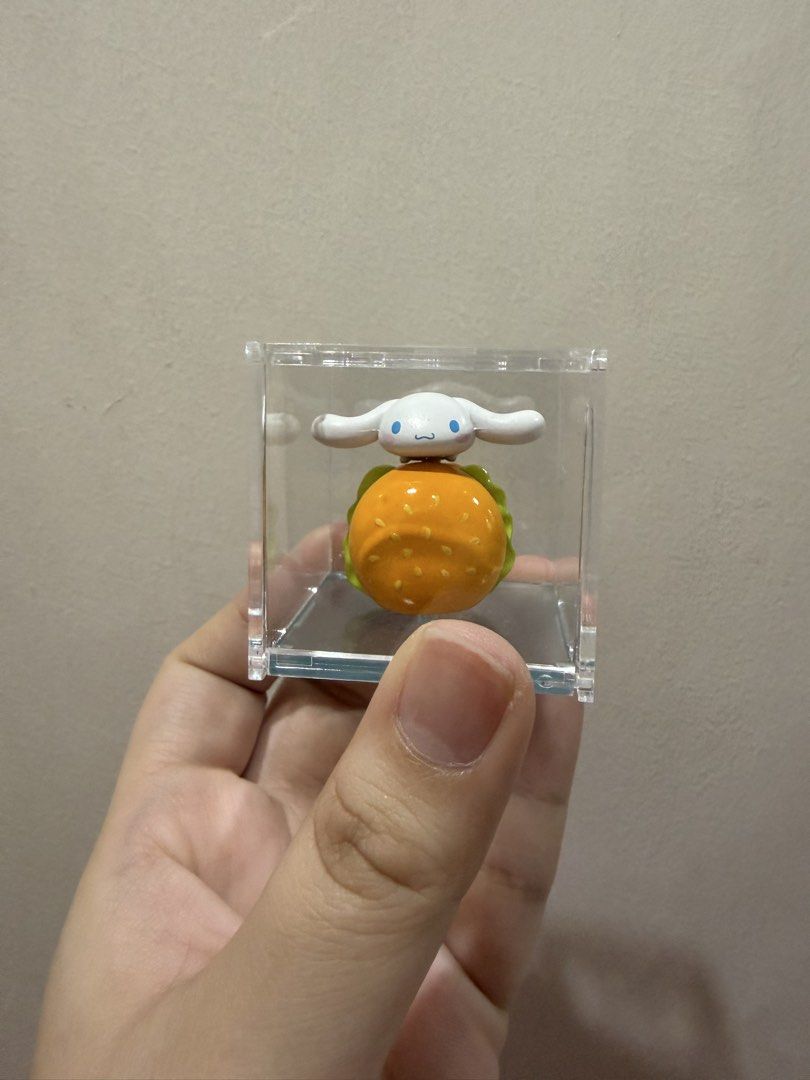 Sanrio Cinnamoroll Burger Mini Figure Display Case (Category: Designer & Blind Box Toys) located in Manila. Submitted by pearlprincess3000 (Listing ID 1463151099, Image 2). Description: .