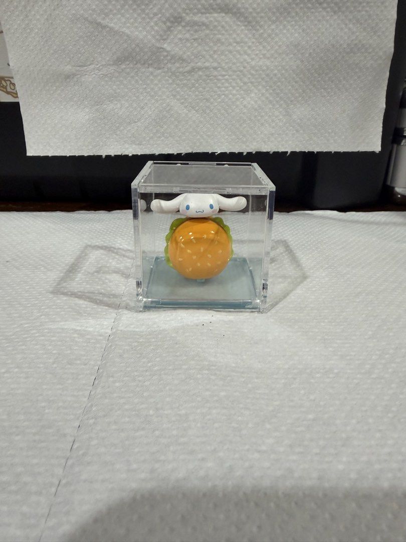 Sanrio Cinnamoroll Burger Mini Figure Display Case (Category: Designer & Blind Box Toys) located in Manila. Submitted by pearlprincess3000 (Listing ID 1463151099, Image 1). Description: .