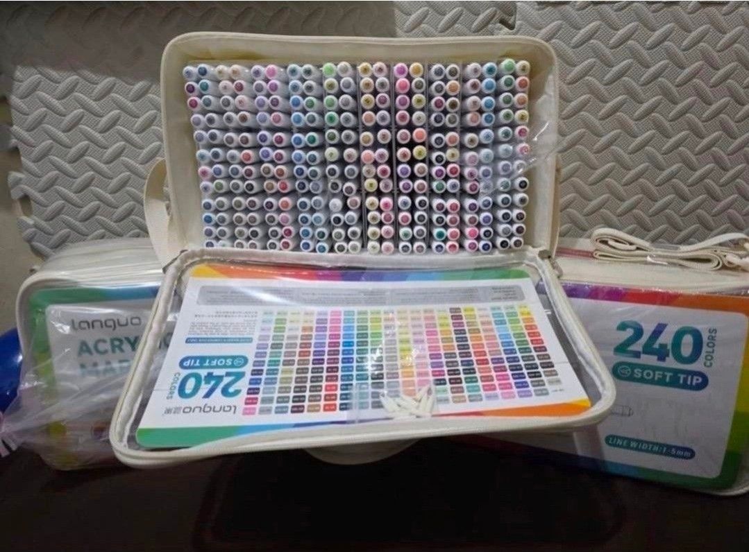 [Sealed] Lanquo Acrylic Marker Set 240 Colors Soft Tip (Category: Stationery & School Supplies) located in Mandaluyong City. Submitted by kendykeyn (Listing ID 1463300737, Image 2). Description: - Set of 240 Lanquo acrylic markers - Soft tips with 1-5mm line width - Includes a convenient carrying case - Perfect for artists and crafters - Great for detailed work and vibrant creations - All markers neatly organized - Color chart included.