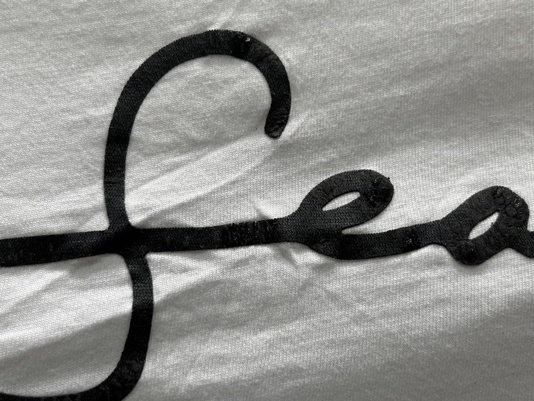 Sean John (Category: Tshirts & Polo Shirts ) located in Quezon City. Submitted by _thriftland (Listing ID 1463259055, Image 2). Description: Size 3XL Width 27.5 Length 31.5 Excellent Condition No Issue.