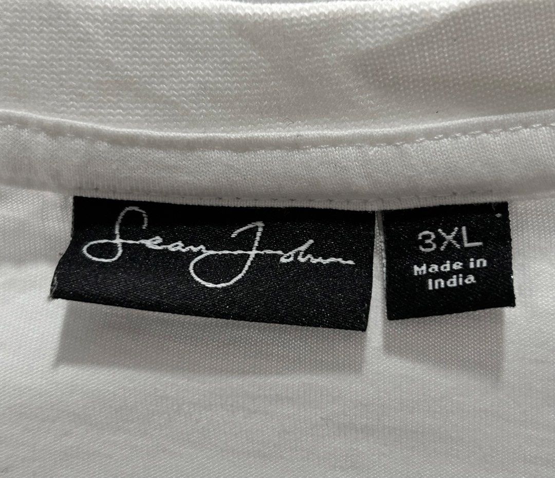Sean John (Category: Tshirts & Polo Shirts ) located in Quezon City. Submitted by _thriftland (Listing ID 1463259055, Image 3). Description: Size 3XL Width 27.5 Length 31.5 Excellent Condition No Issue.