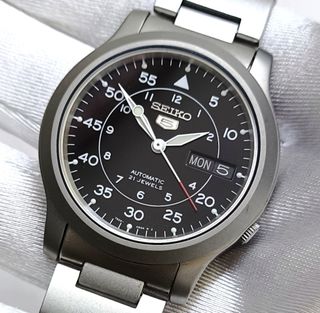 (Category: ) located in . Submitted by thewatchshoppe (Listing ID 1454102188, Image 1). Description: .
