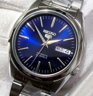 (Category: ) located in . Submitted by thewatchshoppe (Listing ID 1454101770, Image 1). Description: .