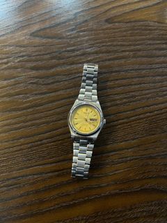 (Category: ) located in . Submitted by jbok_watches. (Listing ID 1463261785, Image 1). Description: .