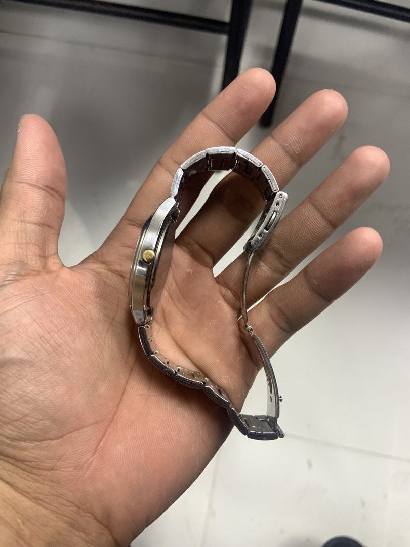 Seiko Solar Watch - Water Resistant 10 Bar (Category: Men's Watches) located in Manila. Submitted by ardinetoma62076 (Listing ID 1463146813, Image 3). Description: .