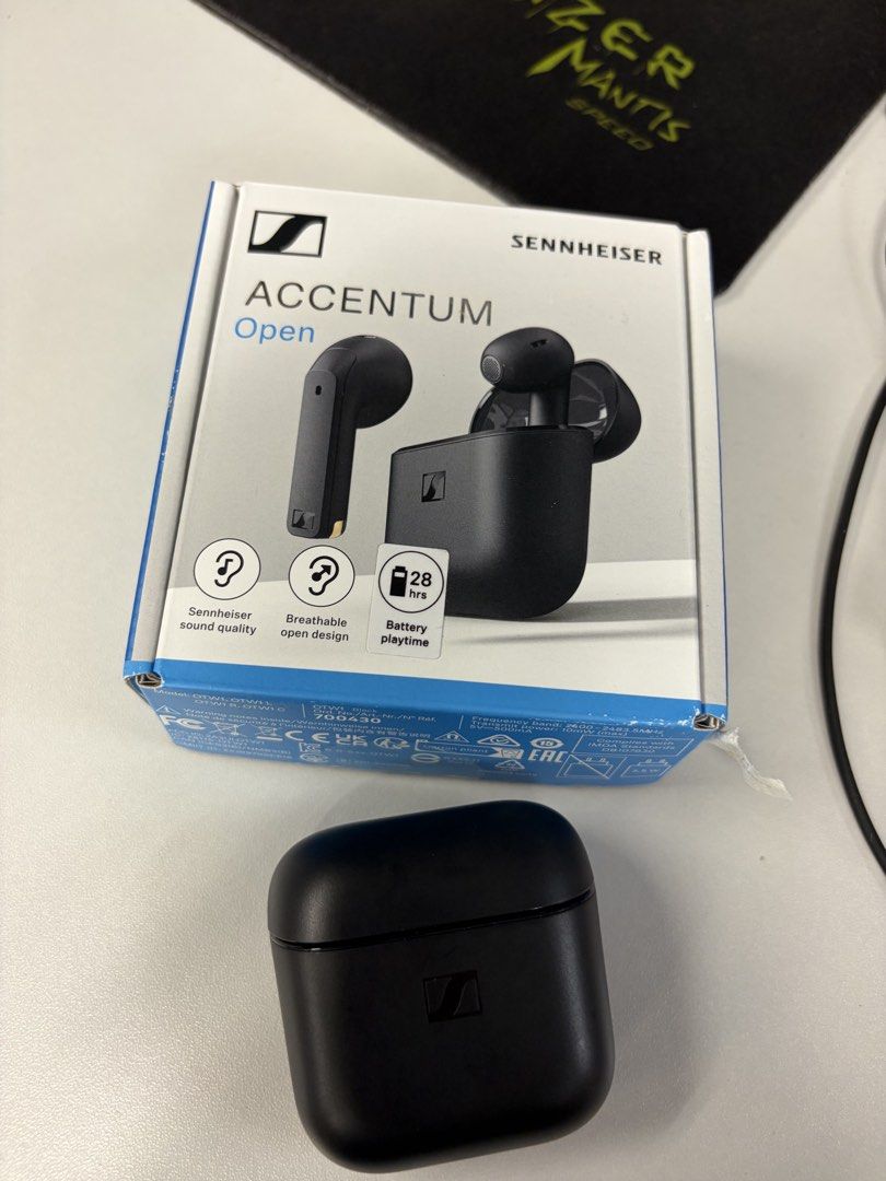 Sennheiser ACCENTUM Open 無線耳機 （分類：頭戴式/罩耳式耳機）位於 Hong Kong。 由 homing1236 提交（商品編號 1463173639，圖片 1）。簡介： 開放式設計，聽歌好舒服。電量夠用 28 小時，唔使成日差電。跟埋充電線同個盒。有興趣就快啲聯絡我啦！。