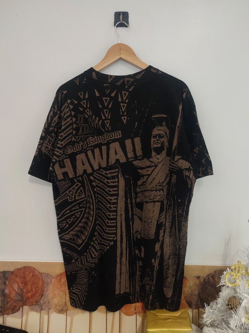 Shaka Active Crewneck Hawaii AOP Tee (Category: Tshirts & Polo Shirts ) located in Ibajay. Submitted by trendholicrepublique (Listing ID 1463204972, Image 1). Description: Shaka Active Crewneck Hawaii AOP Tee 459 Php Color Rate 9.8/10 XL On Tag (24 x 30) Very Good to Excellent Condition (need wash) Laser Print ❗.