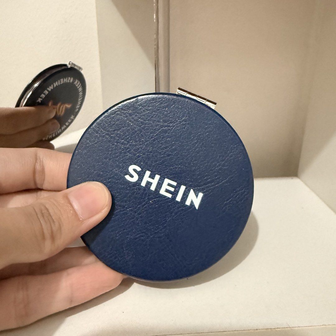 Shein Compact Mirror (Category: Mirrors) located in Mandaluyong City. Submitted by shesellsseashells_bear (Listing ID 1463183893, Image 2). Description: .