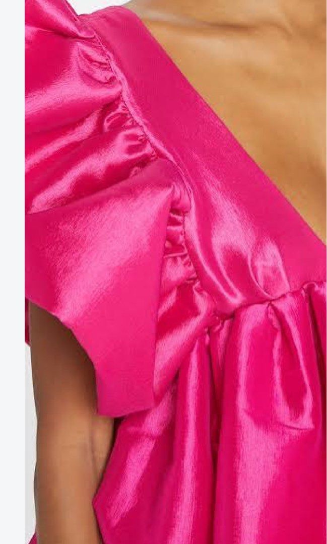 shein textured stretchy event top (Category: Others Tops) located in Cavite. Submitted by bambimay30 (Listing ID 1463121812, Image 2). Description: .