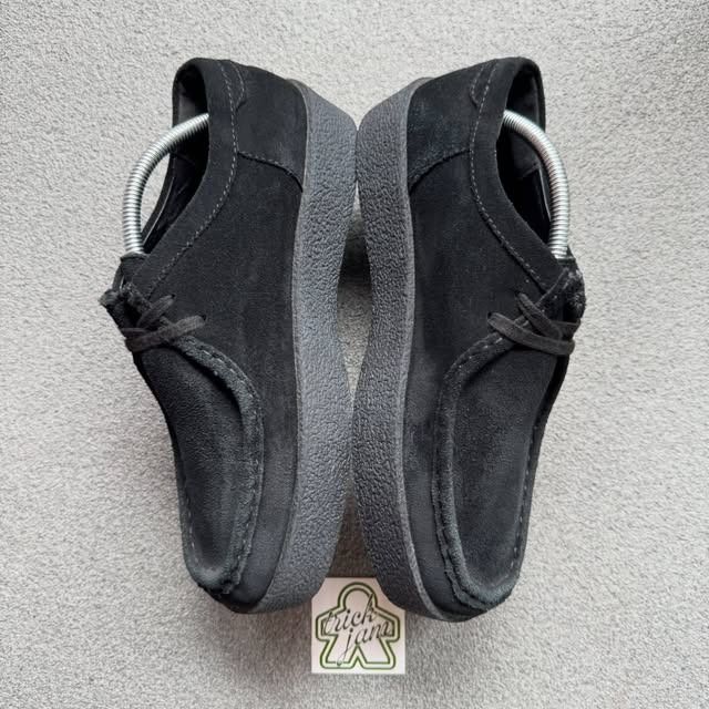 SHOOPEN CHUNKY WALLABEE SUEDE BLACK (Category: Casual Shoes) located in Cagayan de Oro. Submitted by huntbytrickjam.v2 (Listing ID 1463175731, Image 3). Description: SH-OPEN CHUNKY WALLABEE SUEDE BLACK US 9 / EURO 43 / CM 27 EXCELLENT Pair Only No Issue Fits to 10 Mens M - 1699.