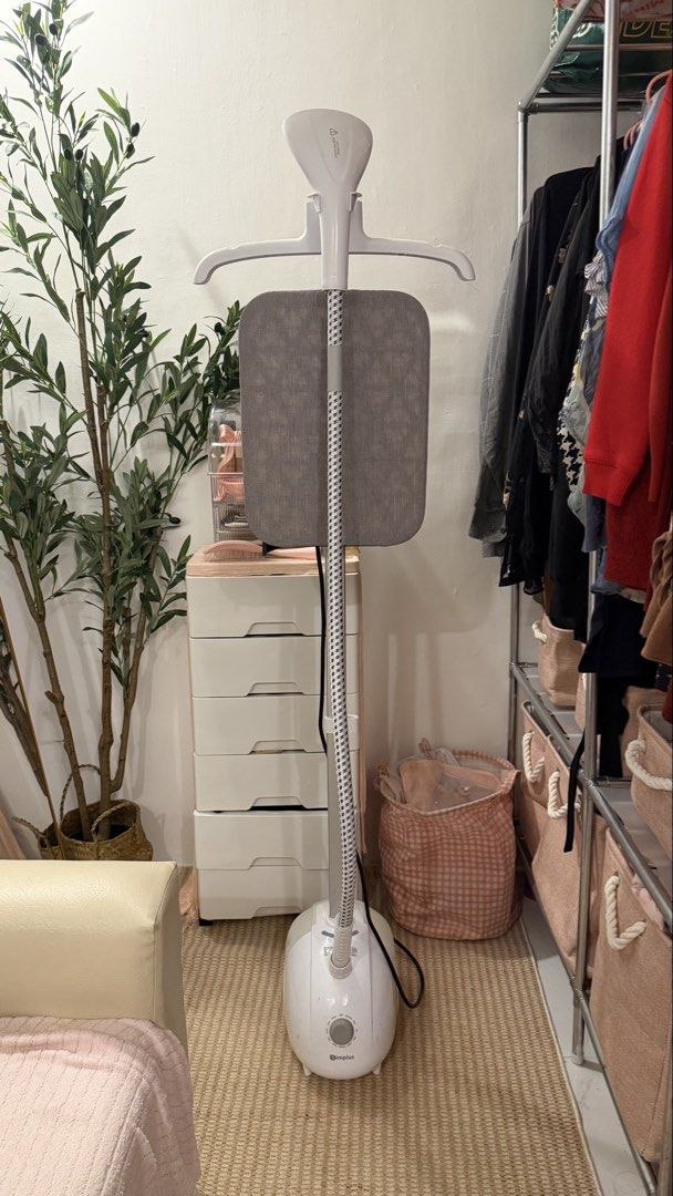 simplus 2in1 garment steamer (Category: Irons & Steamers) located in Bulacan. Submitted by jilliantracy_ (Listing ID 1463222045, Image 1). Description: simplus 2-in-1 garment steamer • no issue • like brand new bought for 1.3k selling for 1k (last price po no haggling) phase 7, las palmas guyong sta maria bul.