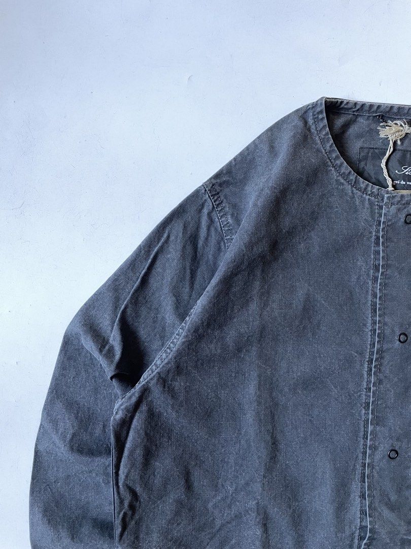 Sisii’s collarless utility Jacket (Category: Coats, Jackets and Outerwear) located in Baguio. Submitted by chronicles_cache (Listing ID 1463267517, Image 3). Description: Condition: Great Size tagged: XS Width: 22 Length: 31 Shoulder: 17 Sleeve: 22.