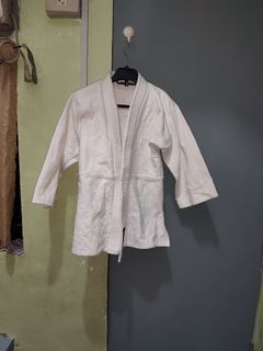 (Category: ) located in . Submitted by thriftwear.apparels (Listing ID 1463324625, Image 1). Description: .