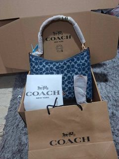 (Category: ) located in . Submitted by evea_08fashion (Listing ID 1463130214, Image 1). Description: .