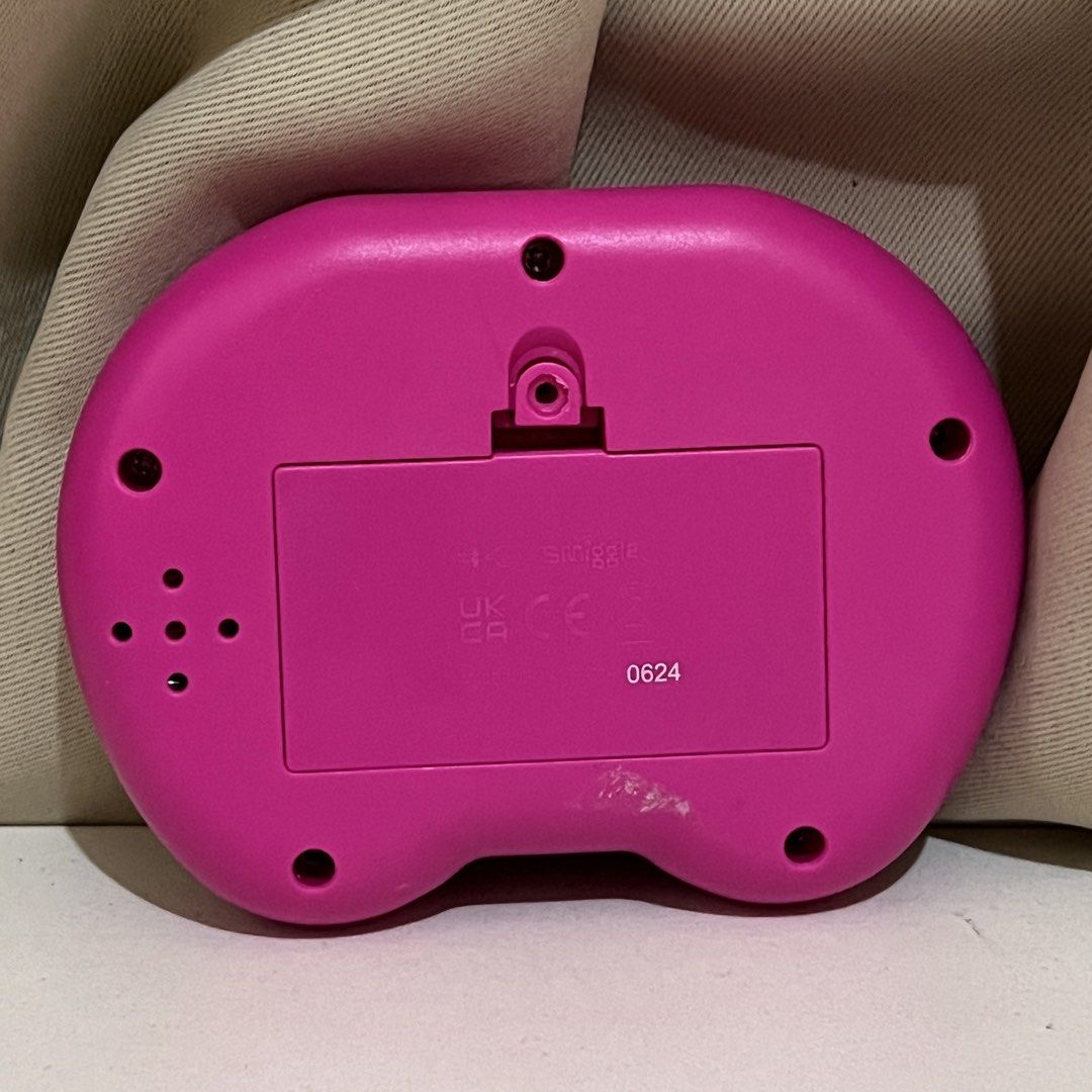 Smiggle Whack A Game Test Memory (Category: Educational & Learning Toys) located in Manila. Submitted by nikaniks25 (Listing ID 1463129888, Image 2). Description: Working No batteries included.