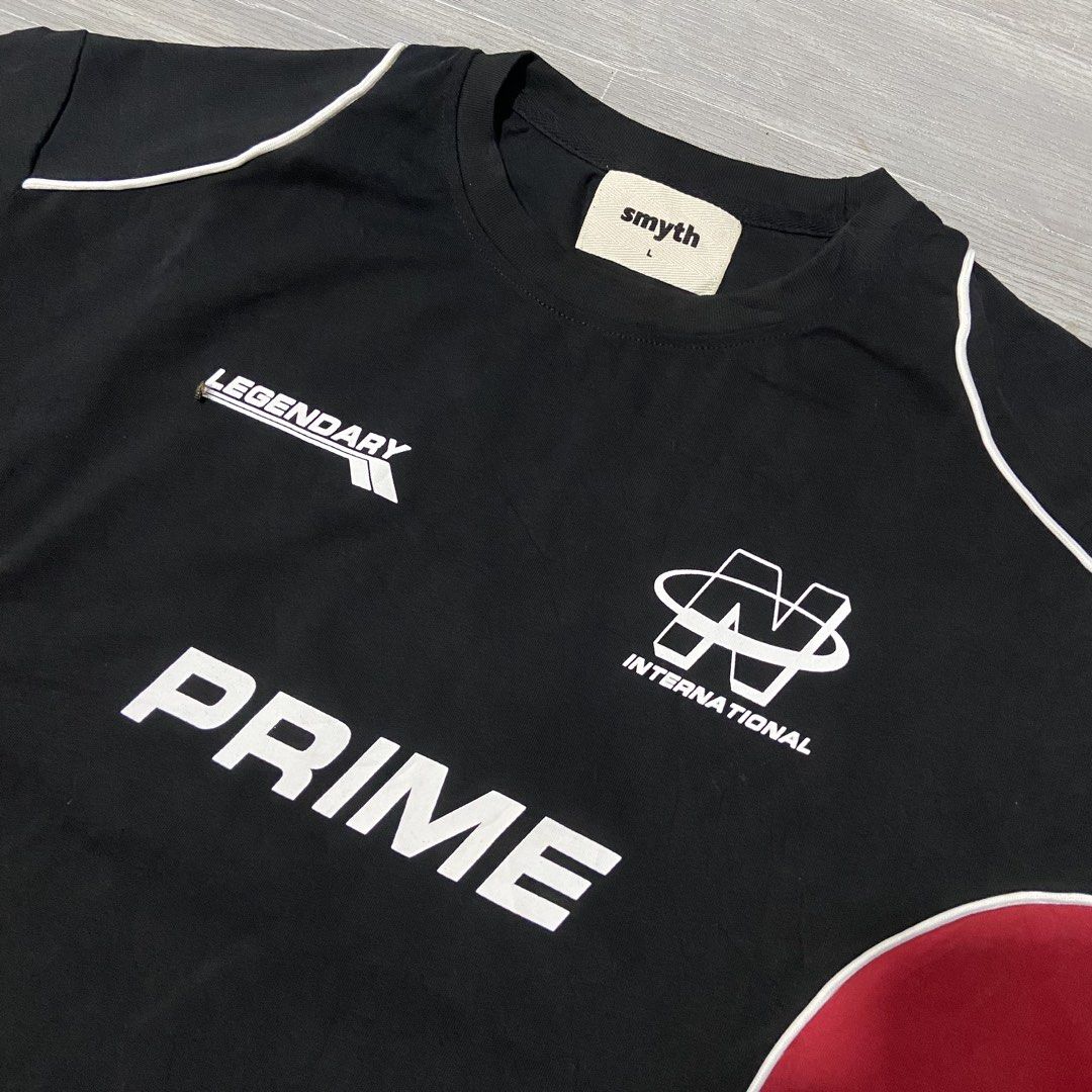 Smyth (Category: Tshirts & Polo Shirts ) located in Batangas. Submitted by hanz.dodge (Listing ID 1463267112, Image 3). Description: Smyth 📌23 Width / 27 Length (Large Best fit) 📌11/10 Color Rate 📌No Major Flaws🙅🏻‍♂️ 📌Like New Condition 🏷️450.