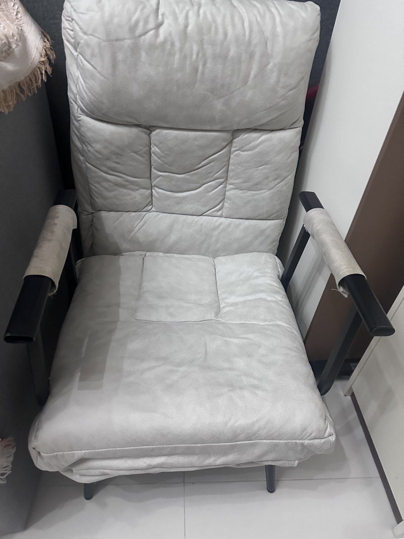 Sofa bed SRP : 3,5k selling for 1,8k (Category: Chairs) located in Quezon City. Submitted by littlemissfirstowner (Listing ID 1463224843, Image 2). Description: RFS : Upgrading No functional defects, see pics for 1 missing rubber piece on 1 arm rest only Check my reviews Buyer shoulders shipping Will clingwrap item 📍 Bonny Serrano QC.