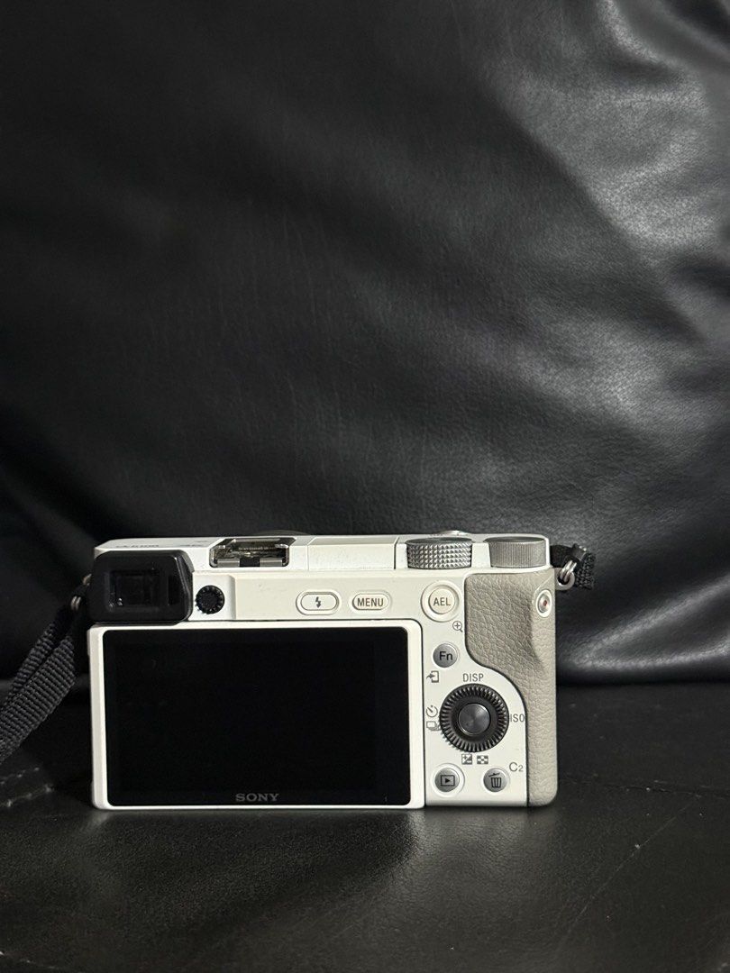 SONY A6100 + KIT LENS | ₱30,000 (Category: Cameras) located in Caloocan City. Submitted by jemcherlisse (Listing ID 1463229109, Image 2). Description: Sony Alpha A6100 Mirrorless Camera 💰 ₱30,000 ✨ Inclusions: Sony A6100 Camera Body Sony 16-50mm Kit Lens Battery Charger Camera strap Reason for Selling: Rarely used and want upgrade (Nagagamit lang if may travel or occasions) 📌 Condition: 9/10 / Like New / Good Condition 📌 No functional issue 📌