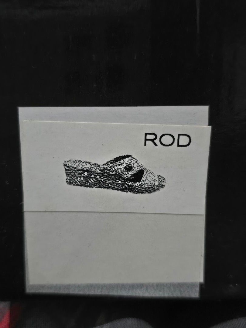 Sorrores White Wedge Sandals (Category: Sandals) located in Baguio. Submitted by asthreea (Listing ID 1463244061, Image 2). Description: Orig price: 1499 Used once lang, size 35 ako.