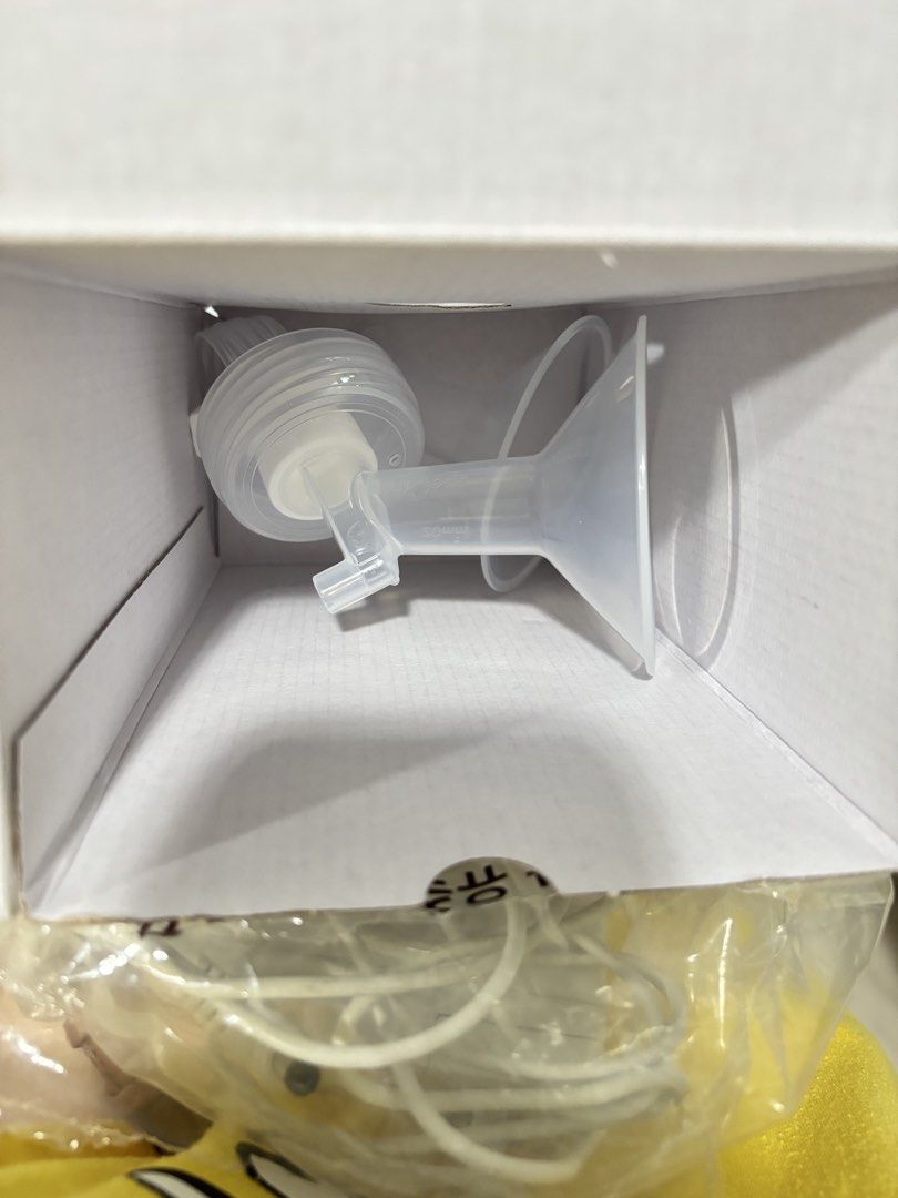 Spectra S2 Plus Electric Breast Pump (Category: Breastfeeding & Bottle Feeding) located in Manila. Submitted by hawdmd06665 (Listing ID 1463227091, Image 3). Description: - Spectra S2 Plus electric breast pump - Includes main unit and all accessories - Original box included - Easy to use and clean - All parts are BPA-free - Ideal for breastfeeding mothers Selling my Spectra S2 breastpump -complete w/ box -replaced the old tubes with new ones -2 f