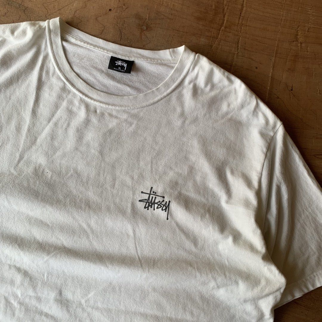 STUSSY BASIC LOGO TEE (Category: Tshirts & Polo Shirts ) located in Andop. Submitted by junjun_watanabe (Listing ID 1463154436, Image 3). Description: Authentic dimes: 24x30 condition: Excellent no issues.