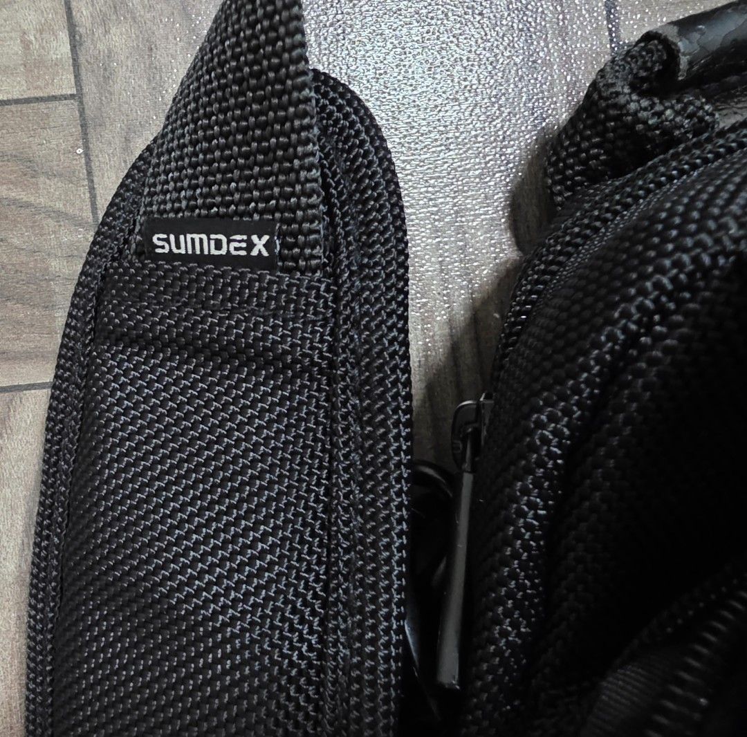 Sumdex Tactical Utility Style Sling Bag (Category: Sling Bags) located in Quezon City. Submitted by thriftstershop (Listing ID 1463281390, Image 2). Description: Brand: Sumdex Condition: Excellent Issue: PU Leather parts nababakbak na. Meet Up: Trinoma or LRT 2 Anonas Shipping: Weekdays - LBC Weekends - J&T.