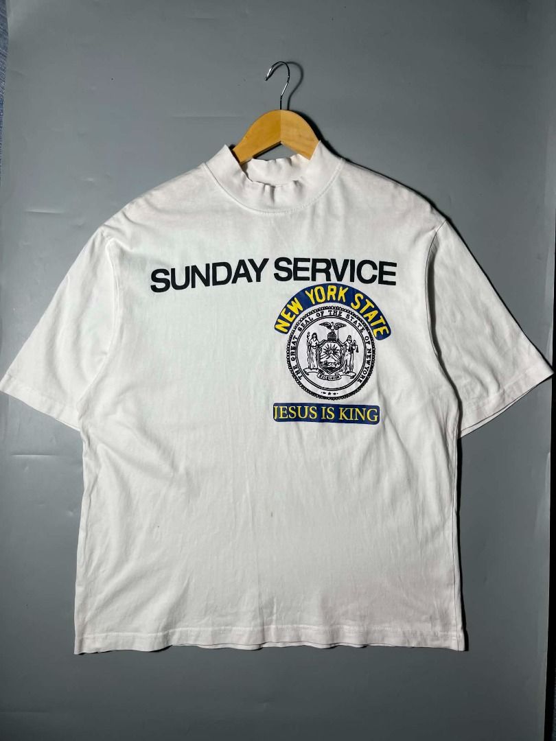 SUNDAY SERVICE (Category: Formal Shirts) located in General Santos City (Dadiangas). Submitted by arjay_genita (Listing ID 1463157919, Image 1). Description: Sunday Service ‼️Size Large (22/27) ‼️Excellent condition ‼️Color rate 9.5./10 ‼️NEED WASH.