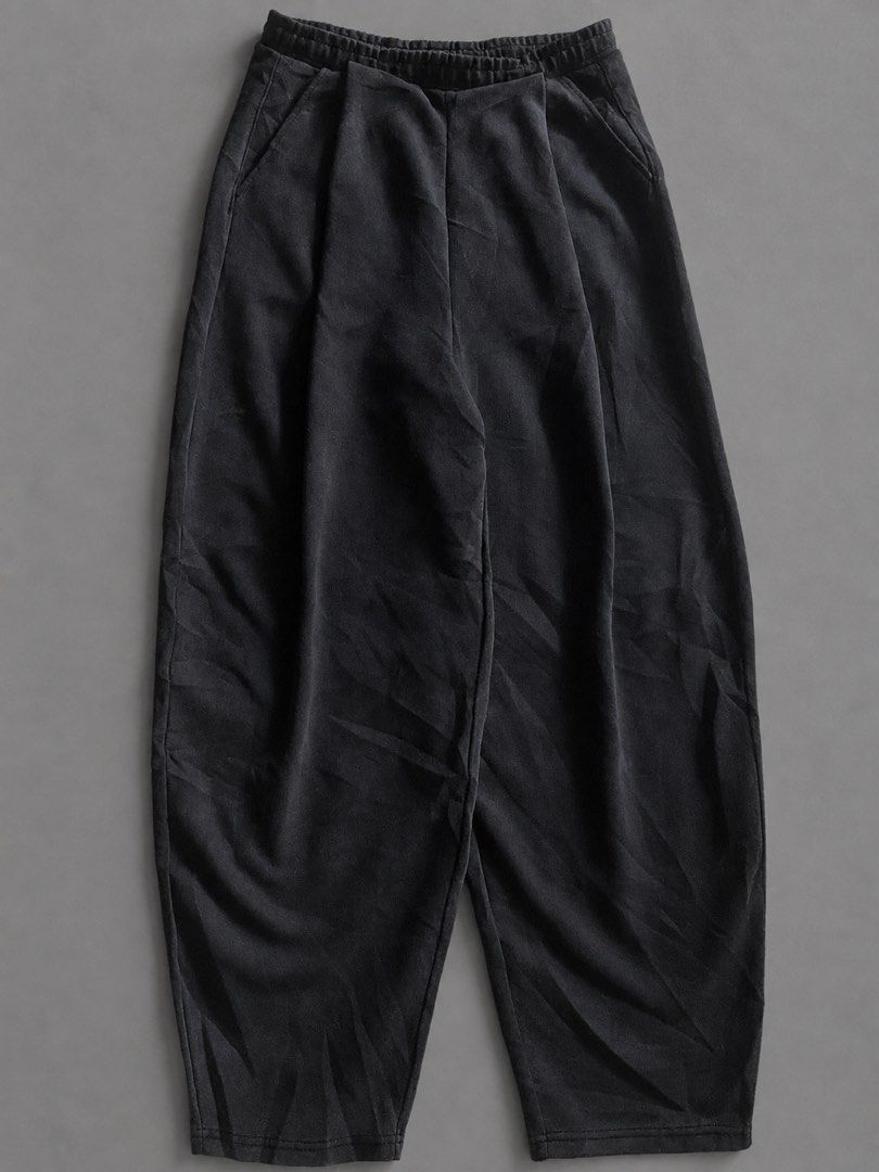 super baggy ballon sweatpants (Category: Joggers) located in Tagum. Submitted by clent.josh (Listing ID 1463156321, Image 1). Description: .
