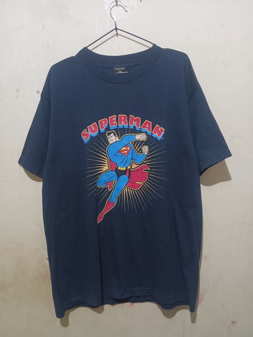 Super Man Vintage (Category: Formal Shirts) located in Cebu City. Submitted by nooffense (Listing ID 1463225156, Image 1). Description: 1997 Warner Bros Super Man WARNER BROS ON TAG Size:L(22X29) Issue:NONE Price:850+SF Pm for more details Cebu City 📍.