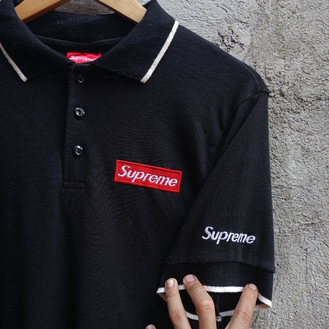 SUPREME POLO SHIRT (Category: Tshirts & Polo Shirts ) located in Koronadal. Submitted by thriflex.29 (Listing ID 1463272807, Image 2). Description: SUPREME POLO SHIRT BLACK Size: Small Measurements: Width 18.5 Length 26 Condition: 9/10 - Excellent Colorate: 9.5/10 Issue: Print sa likod ng collar Mine: 300.