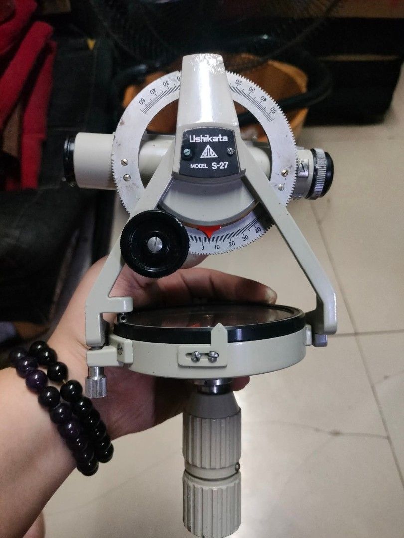 Surveying Compass (Category: Construction Tools & Equipment) located in Mandaluyong City. Submitted by theforgottentreasures (Listing ID 1463322187, Image 2). Description: 9500 pesos!!! 📌 Ushikata Land Surveying Compass with Transiting Telescope Made in Japan Good working condition what you see is what you get.