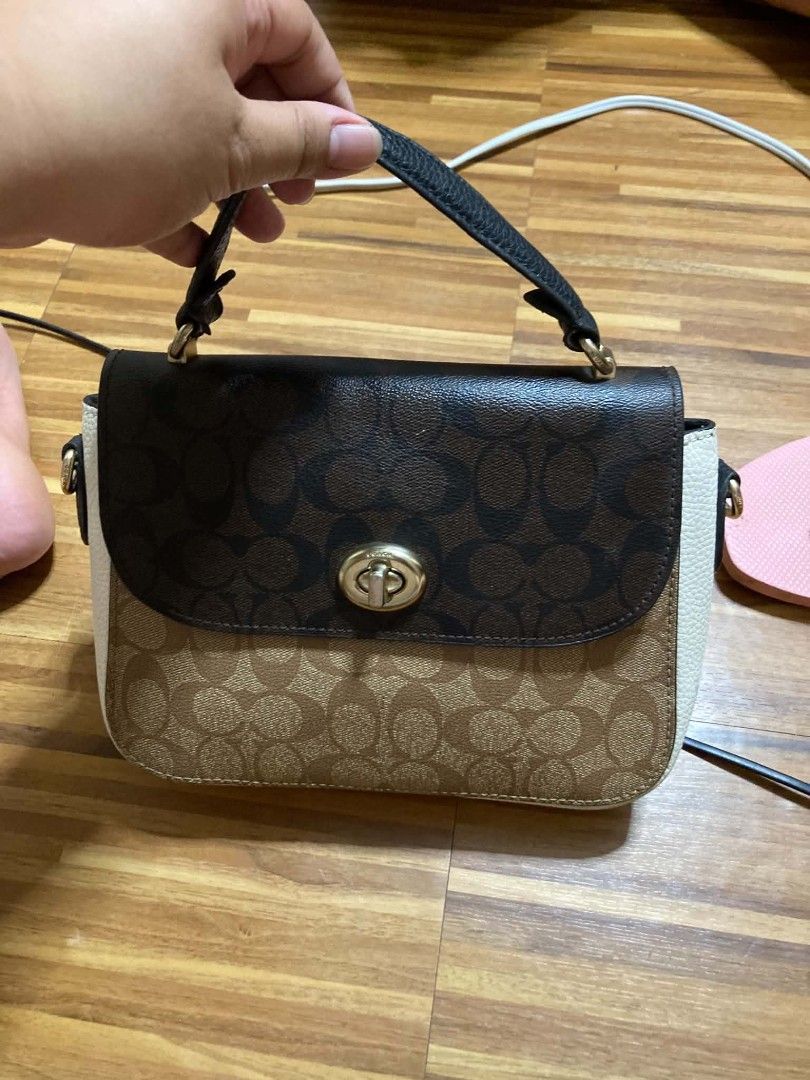 Take all or Retail Coach Bag. (Category: Shoulder Bags) located in Manila. Submitted by bhiejoy30 (Listing ID 1463126852, Image 1). Description: Paubos Sale location. Cavite lalamove nearby and ship via J&T message me for other details of the bags.