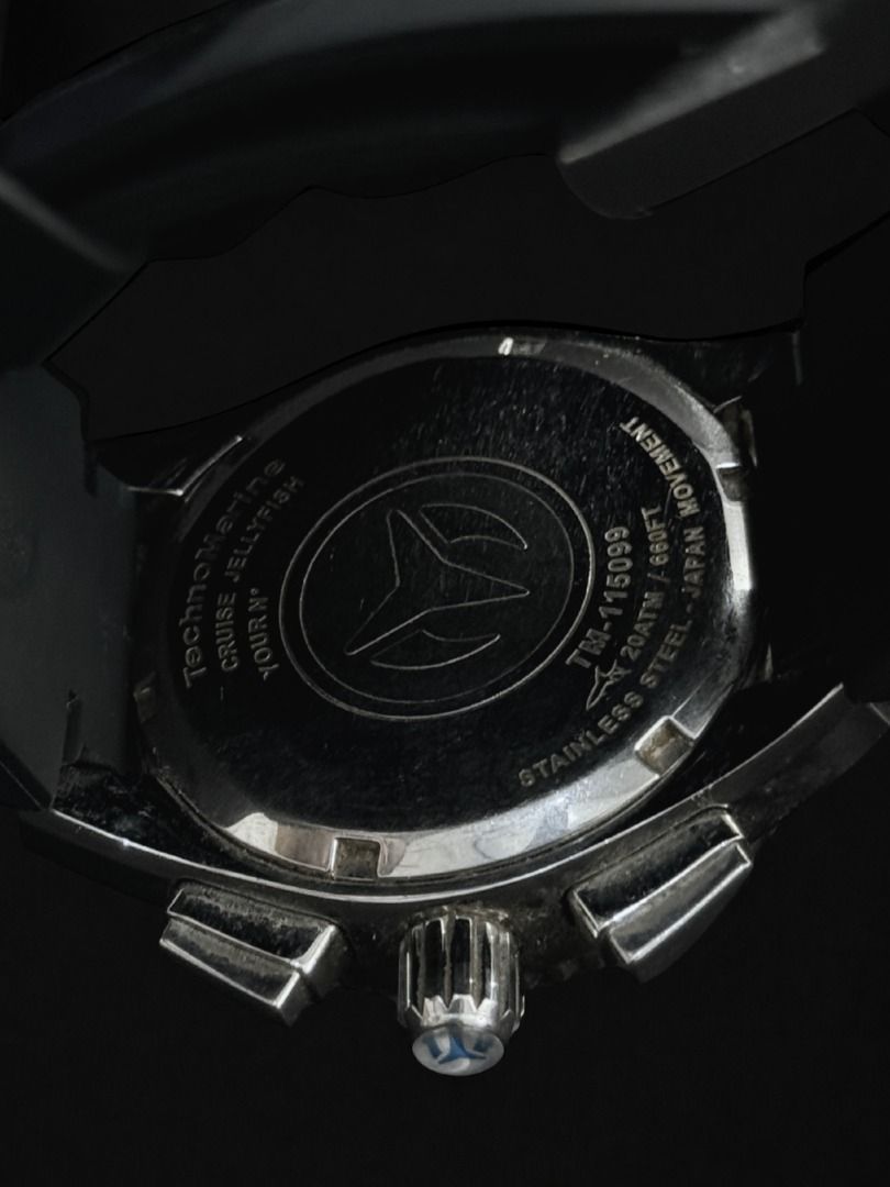 TechnoMarine Cruise Jellyfish Chronograph Watch (Category: Luxury Watches) located in Caloocan City. Submitted by grandbear.ee4db0 (Listing ID 1463210315, Image 3). Description: TECHNO MARINE CRUISE JELLYFISH — TM-115099 ₱8,000 | Negotiable | Open for offers Specifications: • Movement: Quartz • Case: Stainless Steel • Case Size: 40 mm • Dial: Black / Dark Gray • Strap: Black Silicone • Crystal: Flame-Fusion • Features: Chronograph & Date Display 