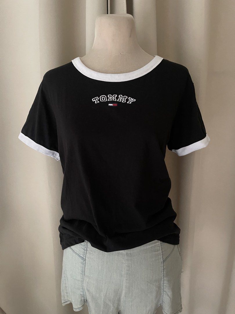 TH Cotton knit tee (Category: Shirts) located in Cainta. Submitted by zlove111 (Listing ID 1463175424, Image 2). Description: - Classic black TH - Iconic embroidered Tommy logo on chest - Sporty white trim on collar and sleeves (ringer tee style) - Size XL - Great for casual wear ig bought for 220 LAST PRICE POSTED .