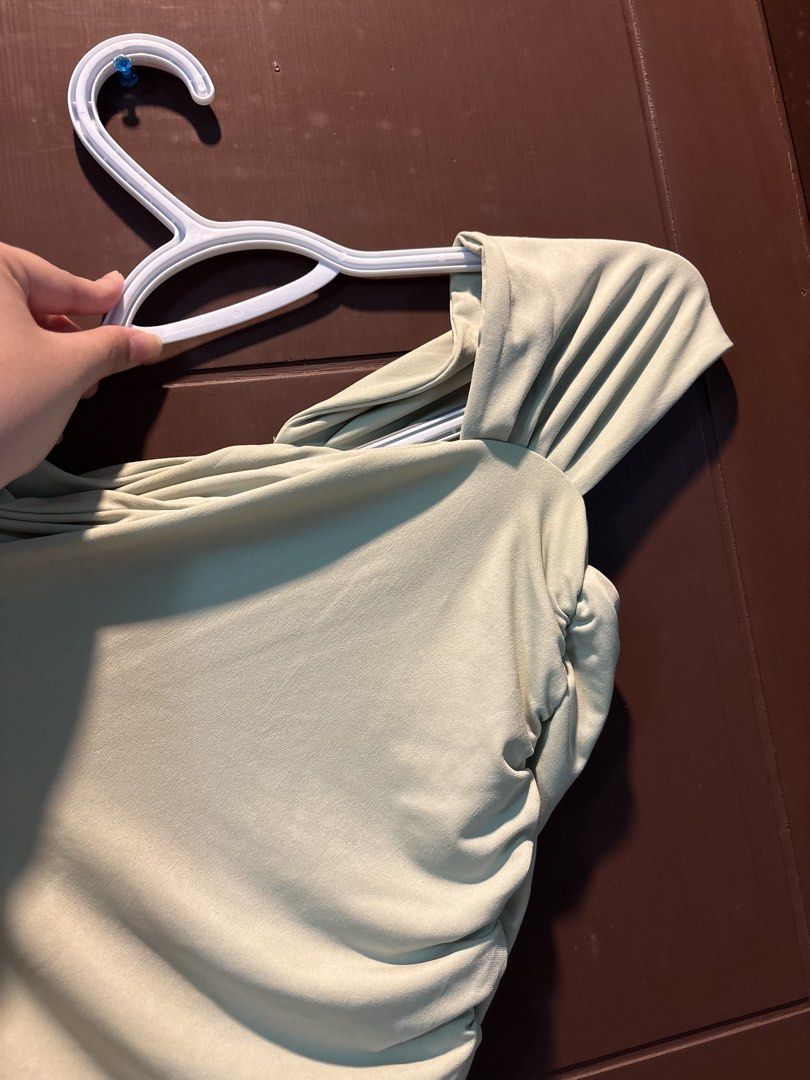 THE DAILY BASIS — Green One Shoulder Top (Category: Sleeveless) located in Paranaque City. Submitted by margauxm (Listing ID 1463324488, Image 3). Description: [THE DAILY BASIS — Green One Shoulder Top] — In Medium size — Lightly used! Still in super good condition — Super comfortable! — Can easily dress up or dress down — No stains, runs or damage on the item, see photos! RFS: Decluttering .