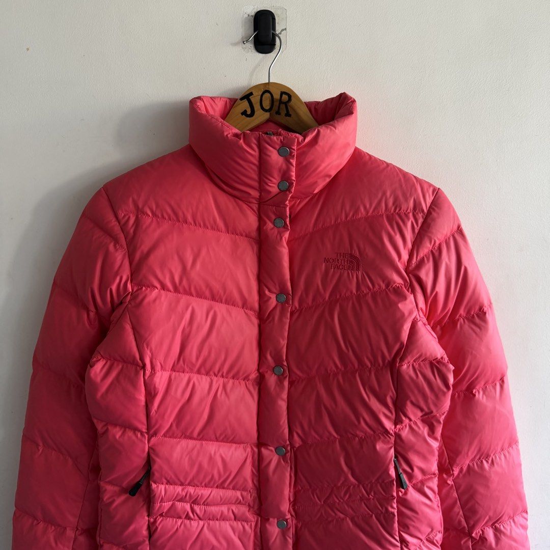 The North Face 700 Nupste Down Puffer Jacket (Category: Coats, Jackets and Outerwear) located in San Fernando. Submitted by jorjorr (Listing ID 1463278385, Image 2). Description: The North Face 700 Nupste Down Puffer Jacket Medium on tag Womens 20 width 26 length Excellent condition No issue P1,599.