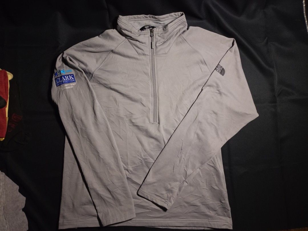 The North Face Men's 1/4 Zip Grid Fleece Pullover (Light Grey) (Category: Coats, Jackets and Outerwear) located in Dinalupihan. Submitted by ronthrifthings (Listing ID 1463146996, Image 1). Description: Authentic The North Face (TNF) 1/4 Zip Technical Pullover *Color: Light Heather Grey with an embroidered black TNF logo on the left chest and back right shoulder. *Material: High-performance grid fleece lining (waffle matrix pattern), ultra-breath