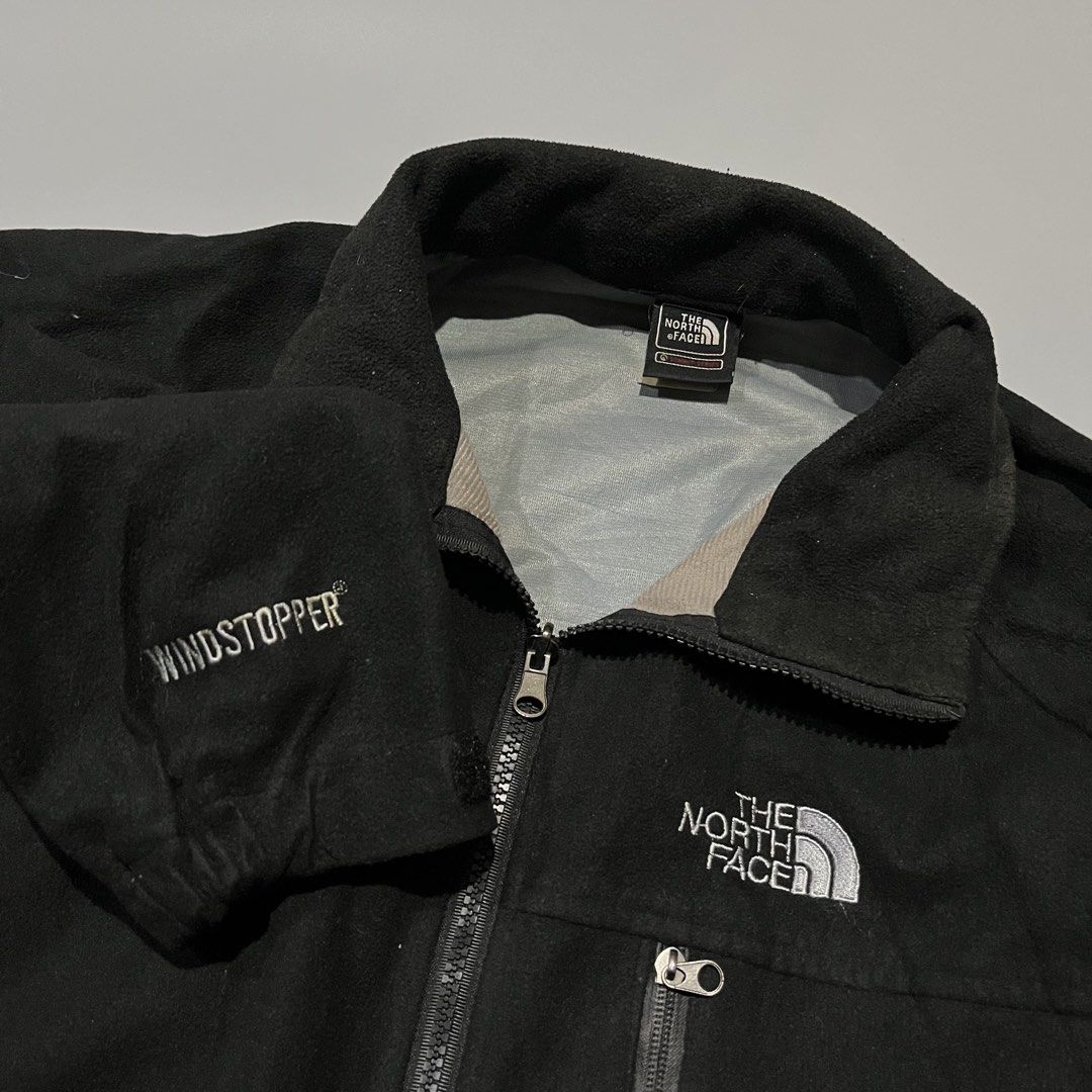 The North Face Summit Series Fleece Zip-Up Jacket (Category: Coats, Jackets and Outerwear) located in Manila. Submitted by tnerb_buynsell1 (Listing ID 1463264222, Image 3). Description: Large on tag Excellent condition Color rate 9.5/10 No issues .