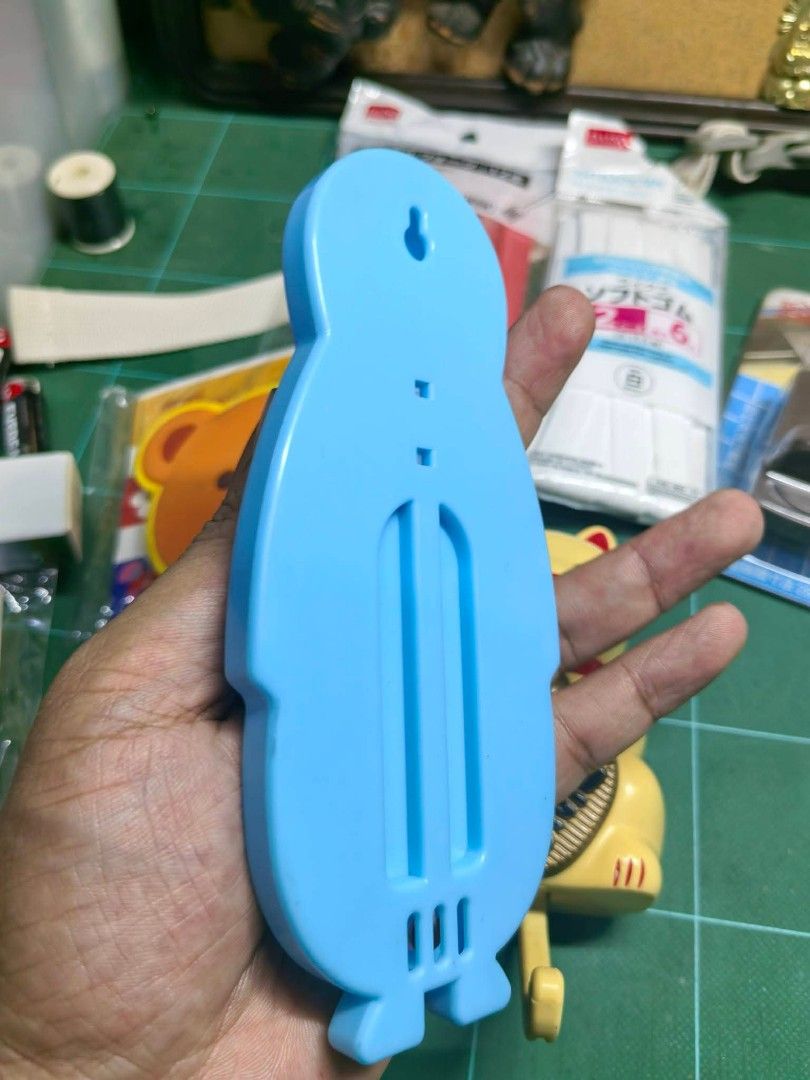 Thermometer (Category: Gardening Tools & Ornaments) located in Cebu City. Submitted by dudes_villanueva (Listing ID 1463131668, Image 3). Description: Thermometer - Penguin 📌 In excellent condition..
