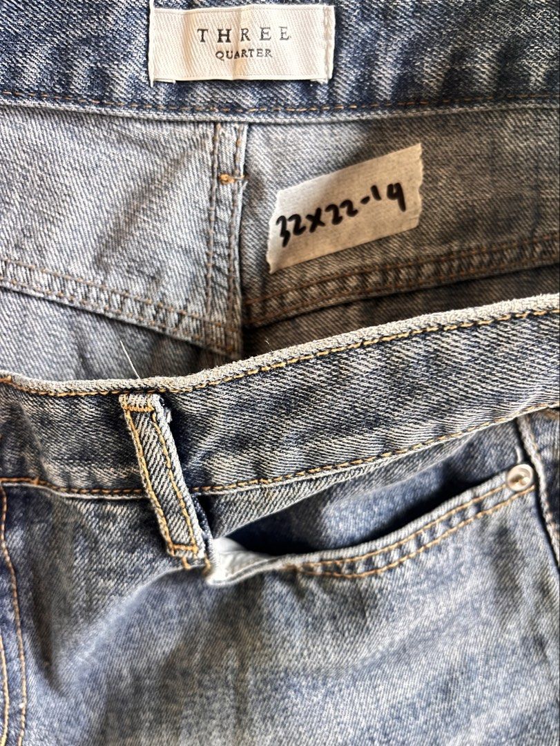 Three quater (Category: Shorts) located in Manila. Submitted by lardo.599 (Listing ID 1463198636, Image 3). Description: Issue❌ W-32 L-22 LO-14.