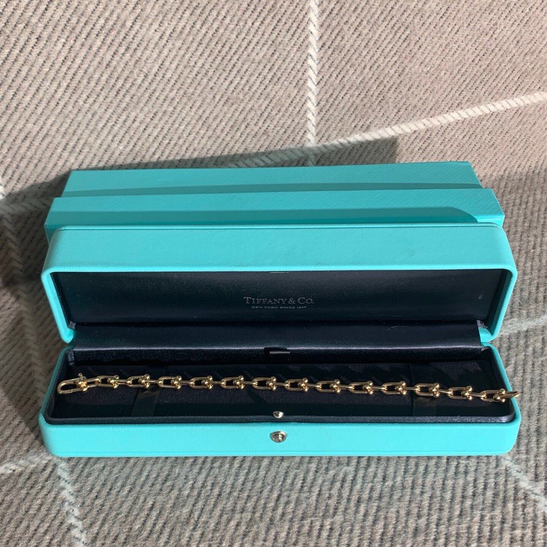 Tiffany蒂芙尼 HardWear 小號 玫瑰金 鏈環手鍊 （分類：飾物及配件）位於 Hong Kong。 由 eluse_luxury 提交（商品編號 1463134877，圖片 3）。簡介： Tiffany蒂芙尼 HardWear 小號 玫瑰金 鏈環手鍊 鏈長約：20.5cm左右 配件：盒子 。