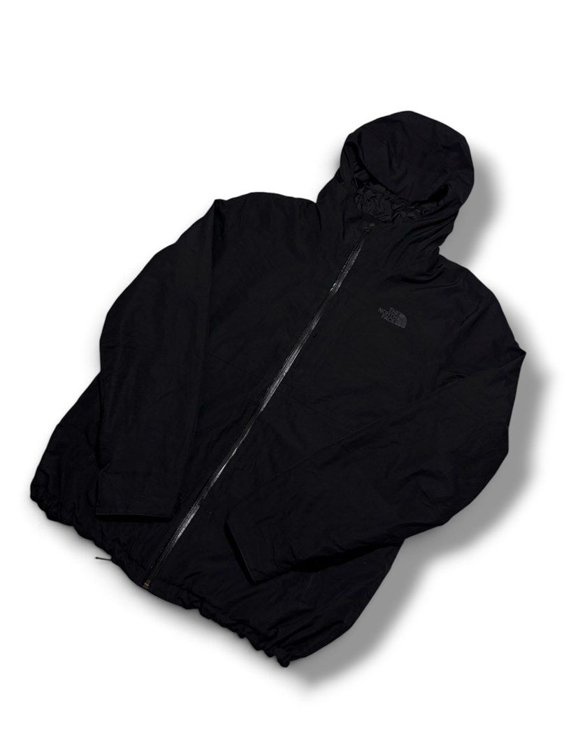 TNF HIKING JACKET (Category: Coats, Jackets and Outerwear) located in Calamba. Submitted by thrifthstlrs (Listing ID 1463299892, Image 2). Description: .