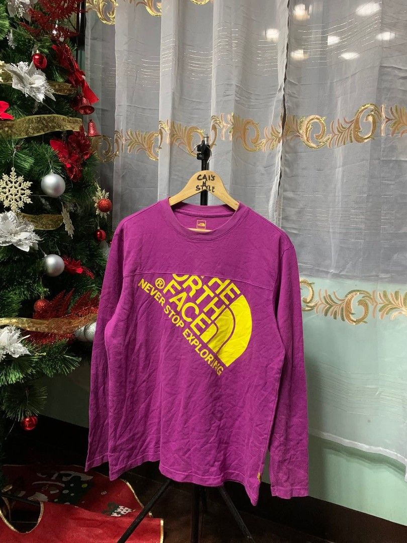 Tnf sweater (Category: Coats, Jackets and Outerwear) located in Lianga. Submitted by legitseller12345678 (Listing ID 1463166659, Image 1). Description: TNF Excellent large Dimes 22x27 Solid Mine 250 plus sf.