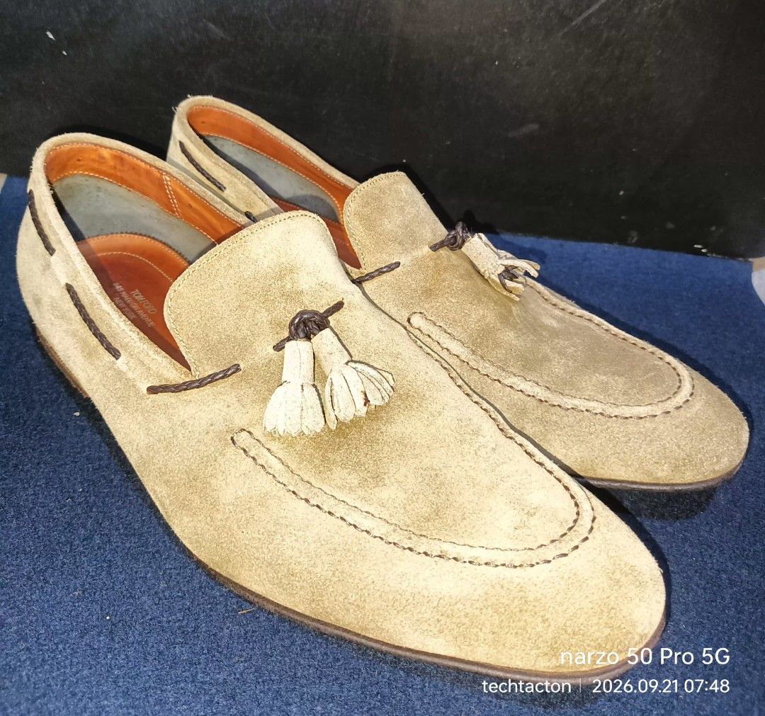 TOM FORD Suede Tassel Loafers Made (Category: Dress Shoes) located in Santo Tomas. Submitted by pickers_corner (Listing ID 1463130805, Image 1). Description: - Authentic Tom Ford Loafers - Premium Suede Material - Elegant Tassel Detail - Made in Italy - Size: 10.5 - Very Good Condition with minor heel drag and minimal stain.