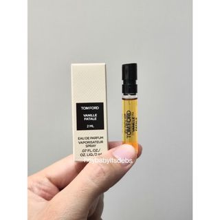 （分類：）位於 。 由 heybabyitsdebsperfume 提交（商品編號 1463260129，圖片 1）。簡介： 。