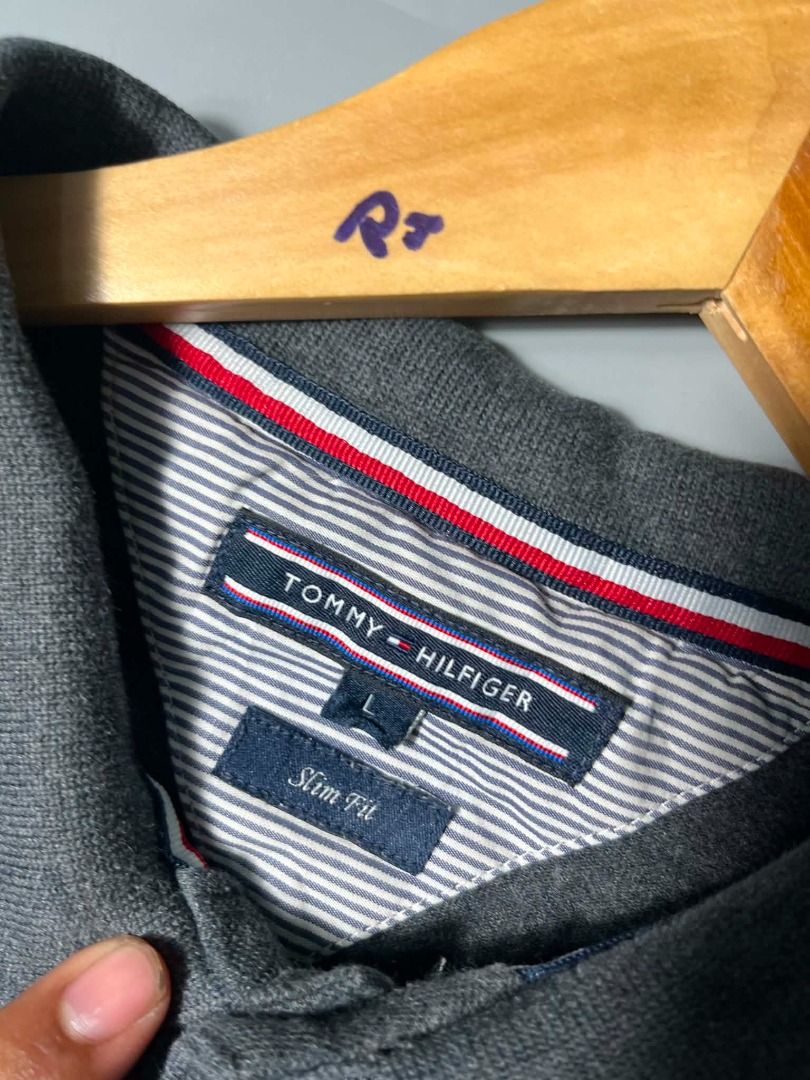 TOMMY HILFIGER (Category: Formal Shirts) located in General Santos City (Dadiangas). Submitted by arjay_genita (Listing ID 1463159785, Image 3). Description: Tommy Hilfiger ‼️Size Large (20/27-28) ‼️Excellent condition ‼️Color rate 9.5./10 ‼️Need Wash .