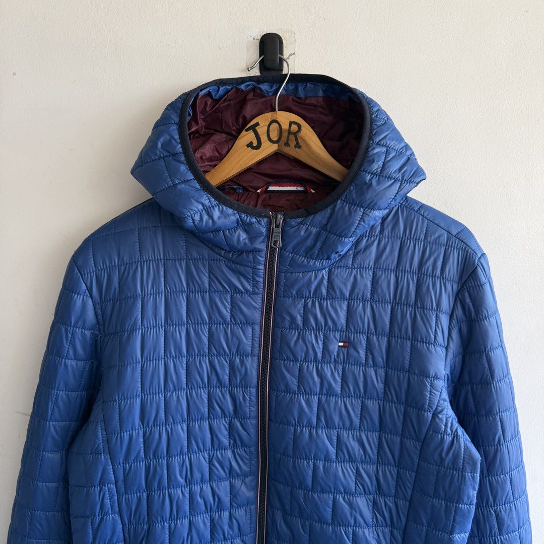 Tommy Hilfiger Lightweight Quilted Jacket (Category: Coats, Jackets and Outerwear) located in San Fernando. Submitted by jorjorr (Listing ID 1463197343, Image 3). Description: Tommy Hilfiger Lightweight Quilted Jacket Small on tag 22 width 27 length Best fit small to medium No issue P1,799.