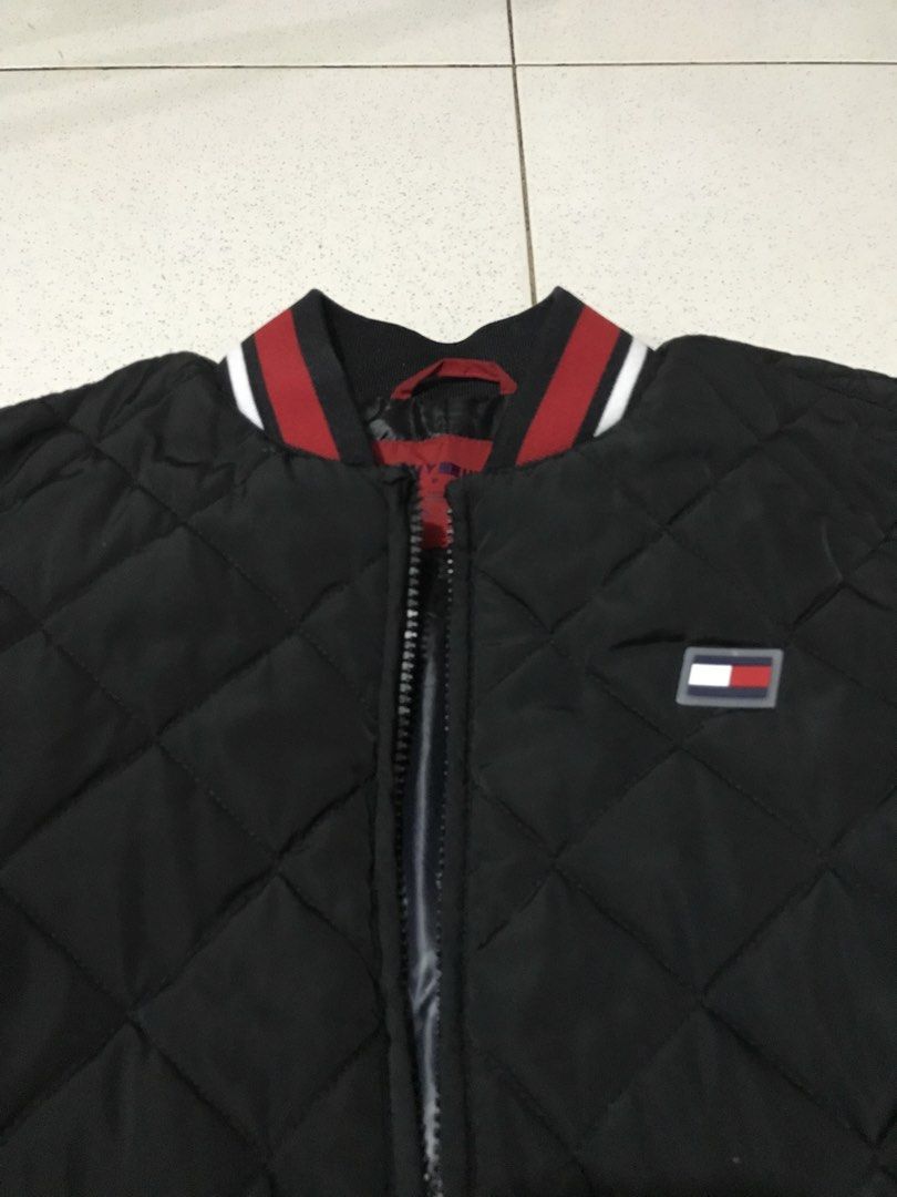 Tommy Hilfiger Sport Quilted Bomber Jacket (Category: Coats, Jackets and Outerwear) located in Antipolo. Submitted by roxy.xy (Listing ID 1463236616, Image 3). Description: - bought from 🇺🇸 - good as new .
